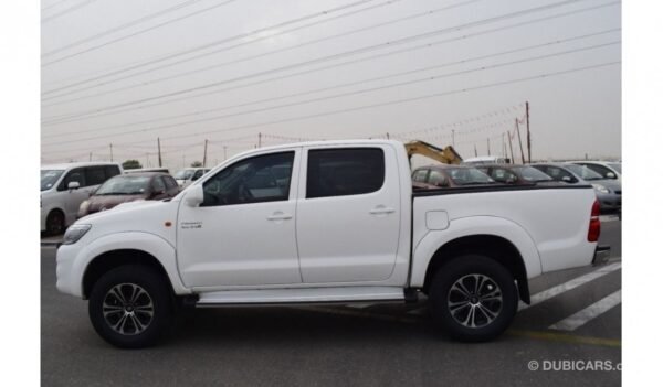 Toyota Hilux Diesel Engine - Image 2