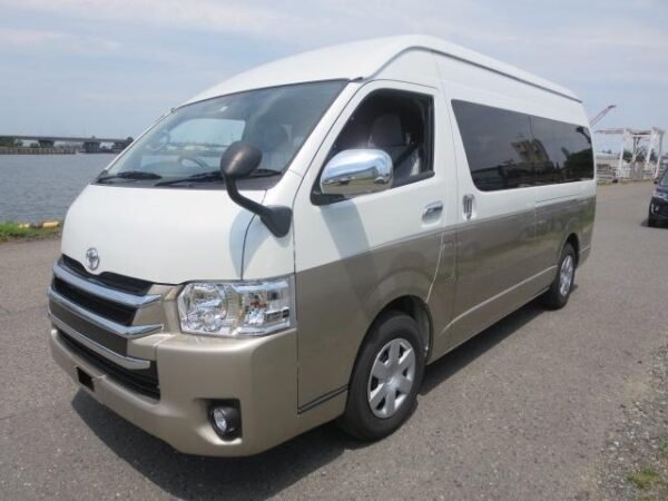 Toyota Hiace - Image 5